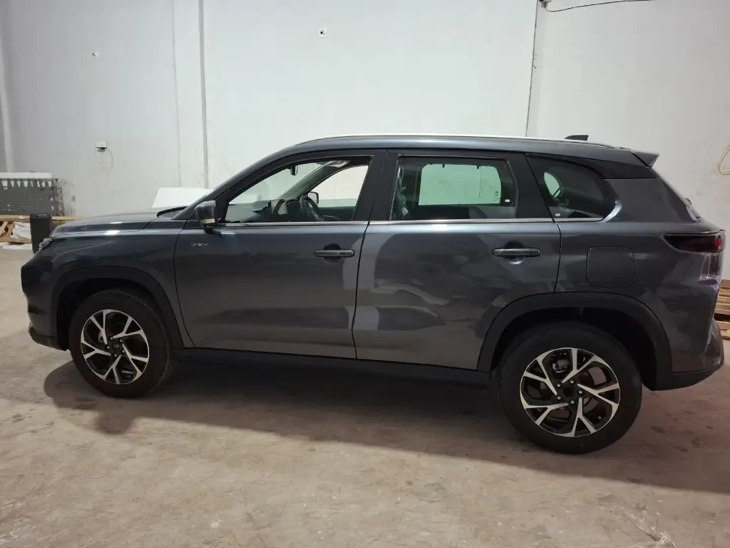 TOYOTA HYRYDER thumbnail 4