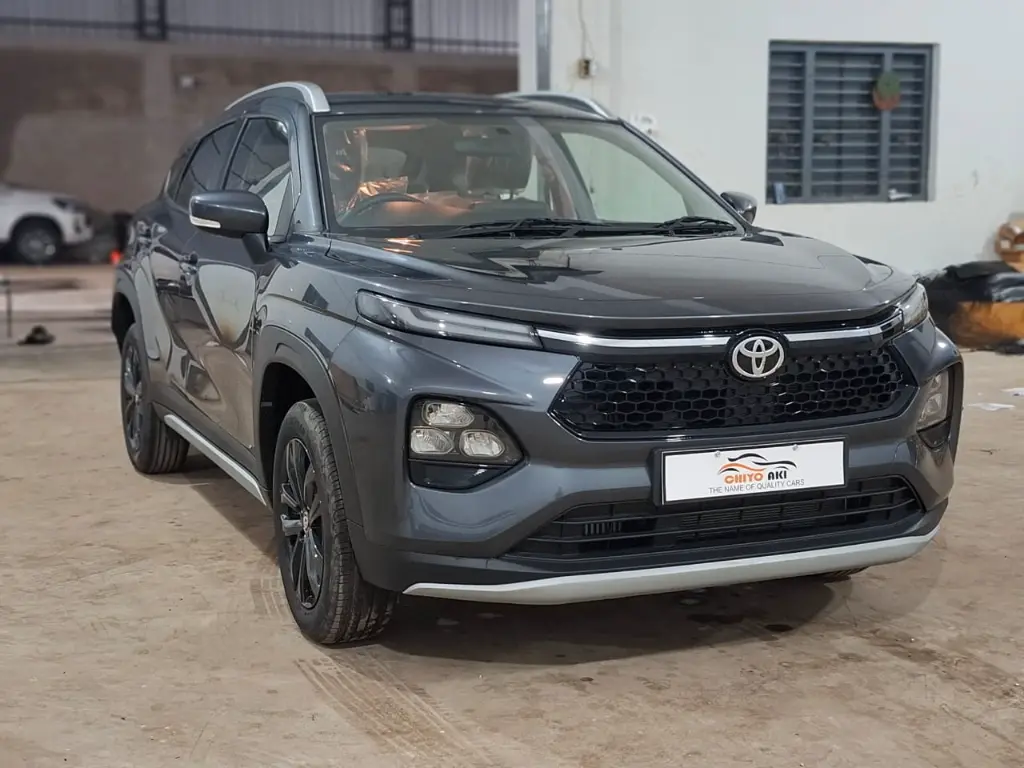 TOYOTA TAISOR thumbnail 3