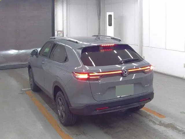 HONDA VEZEL thumbnail 3