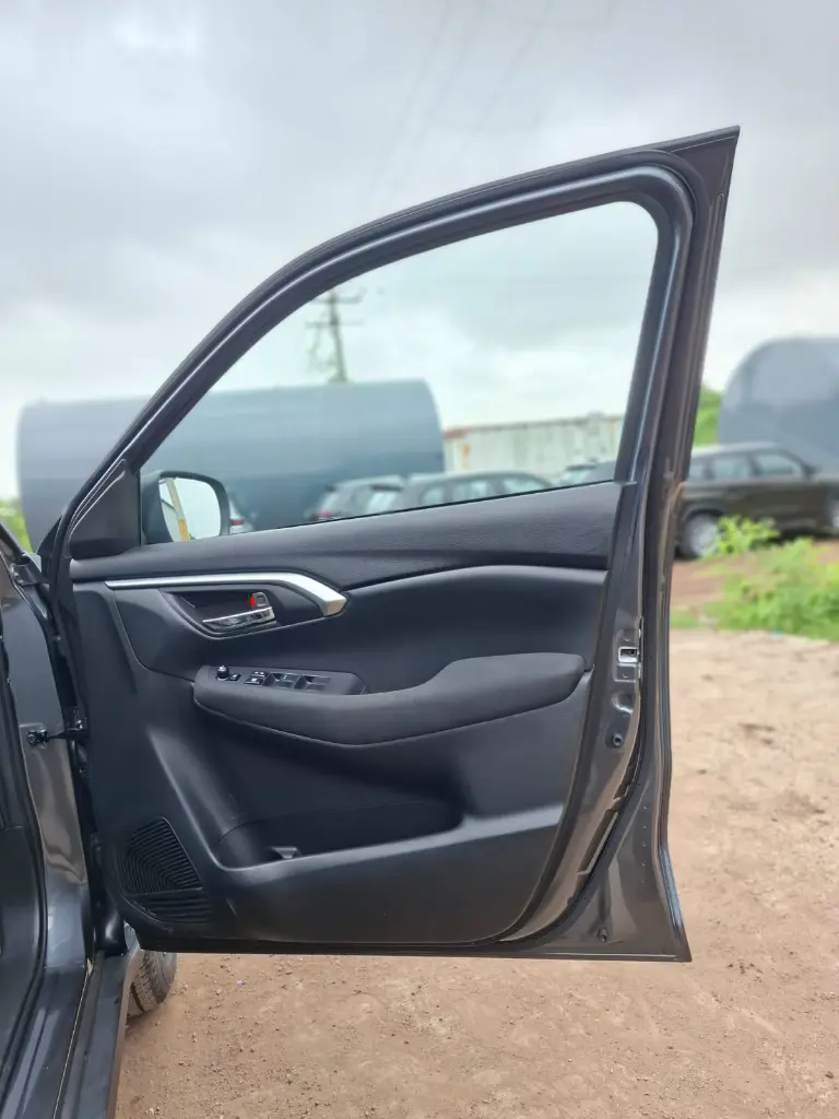 TOYOTA HYRYDER thumbnail 4