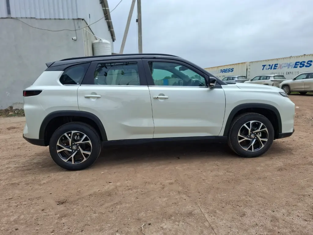 TOYOTA HYRYDER thumbnail 2