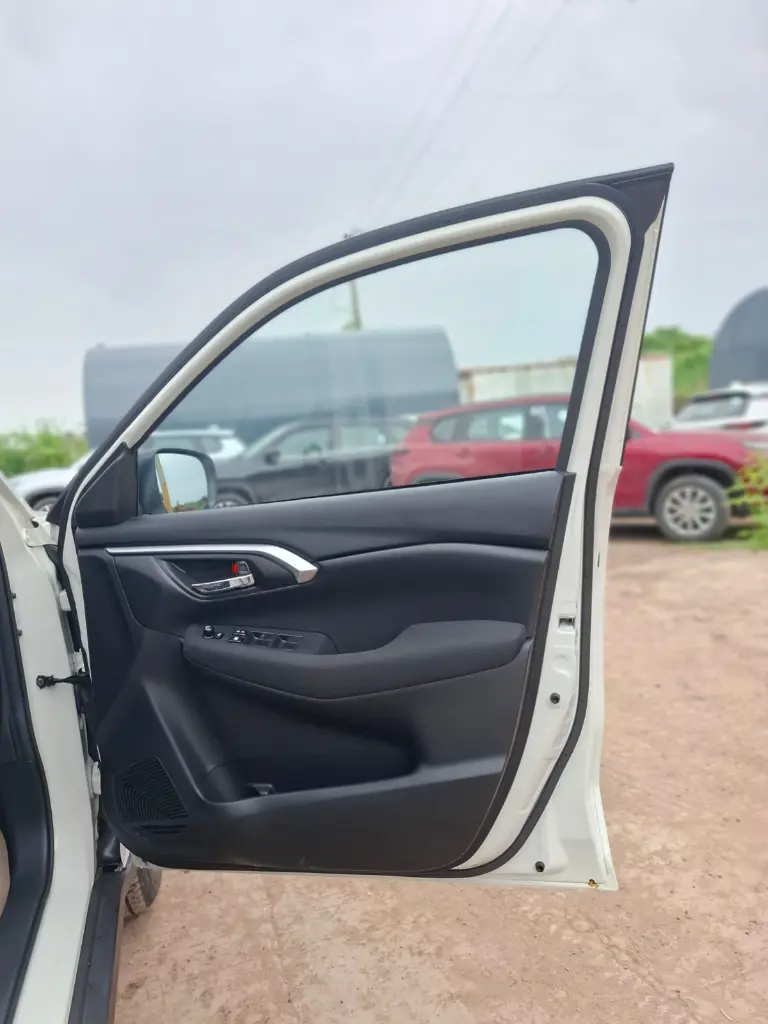 TOYOTA HYRYDER thumbnail 8