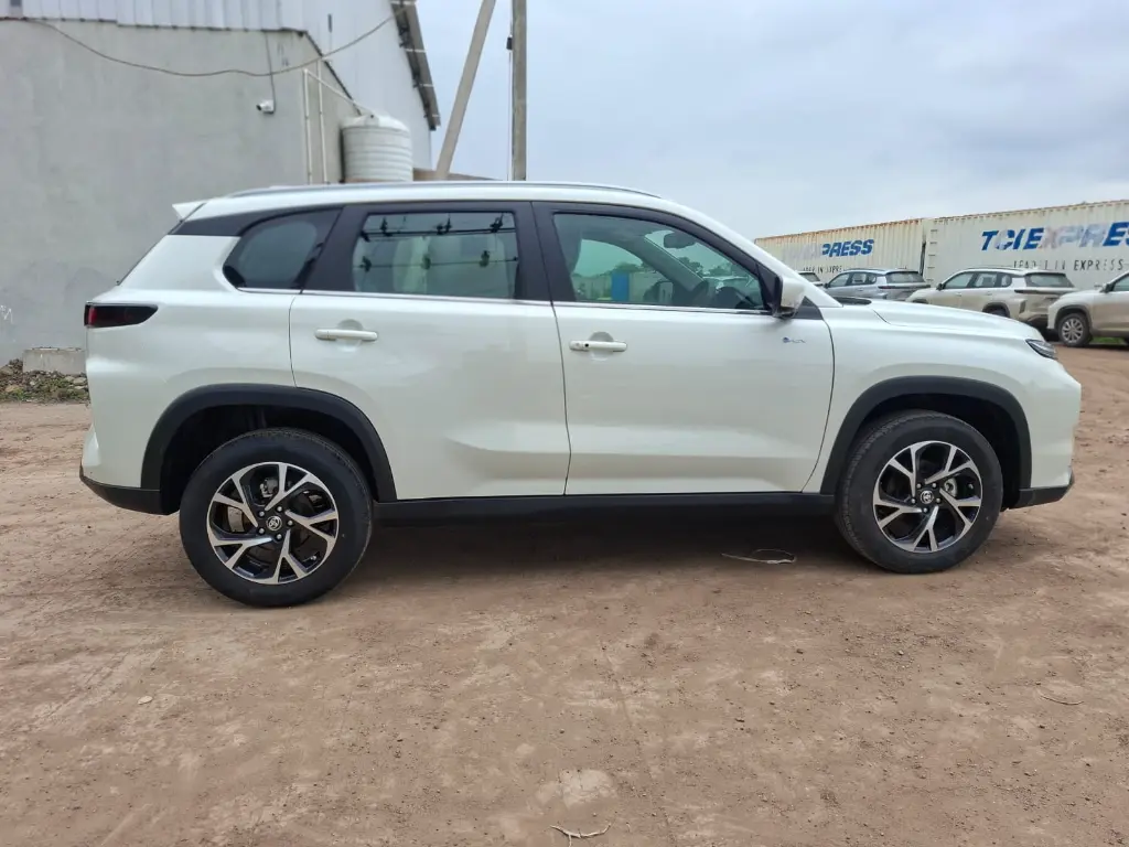 TOYOTA HYRYDER thumbnail 2
