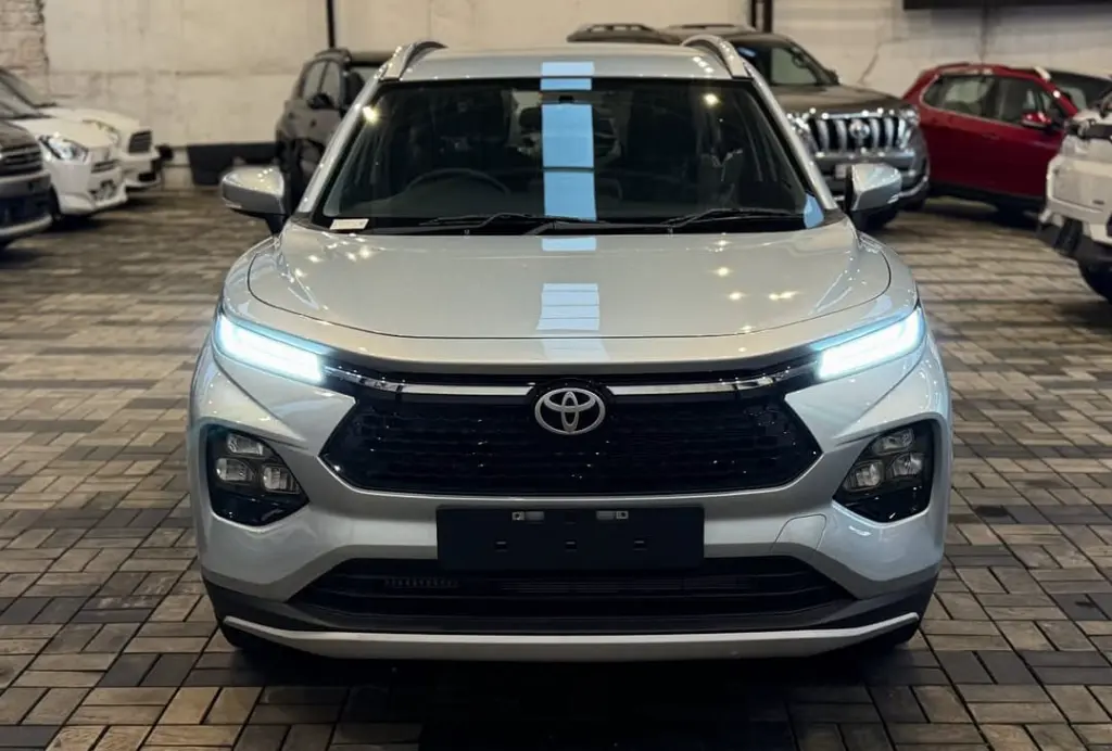 TOYOTA TAISOR thumbnail 8