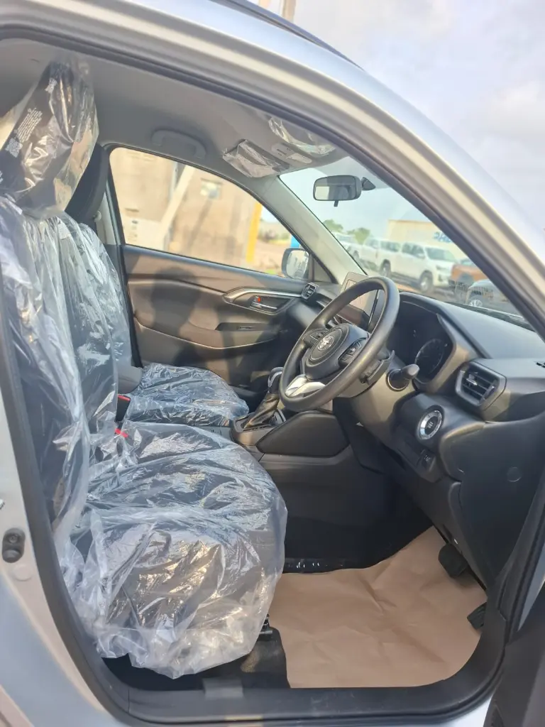 TOYOTA HYRYDER thumbnail 5