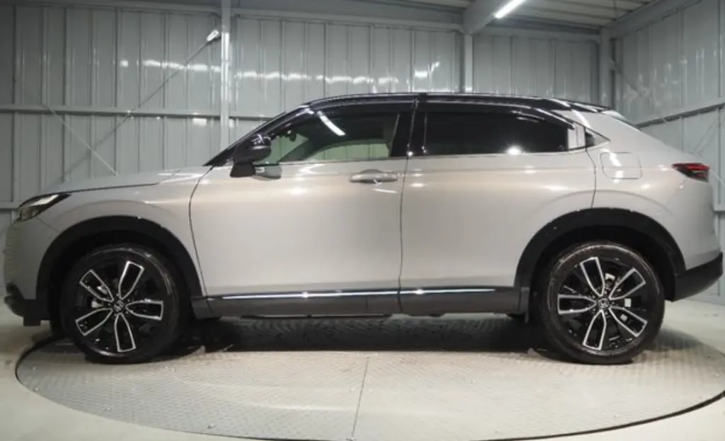 HONDA VEZEL thumbnail 6