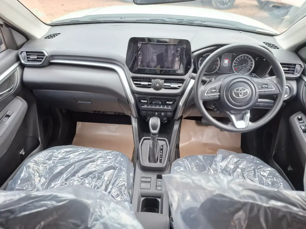 TOYOTA HYRYDER thumbnail 3