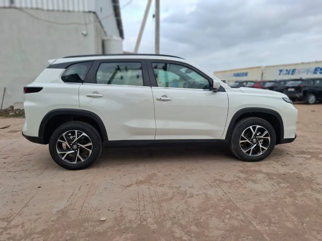 TOYOTA HYRYDER thumbnail 2