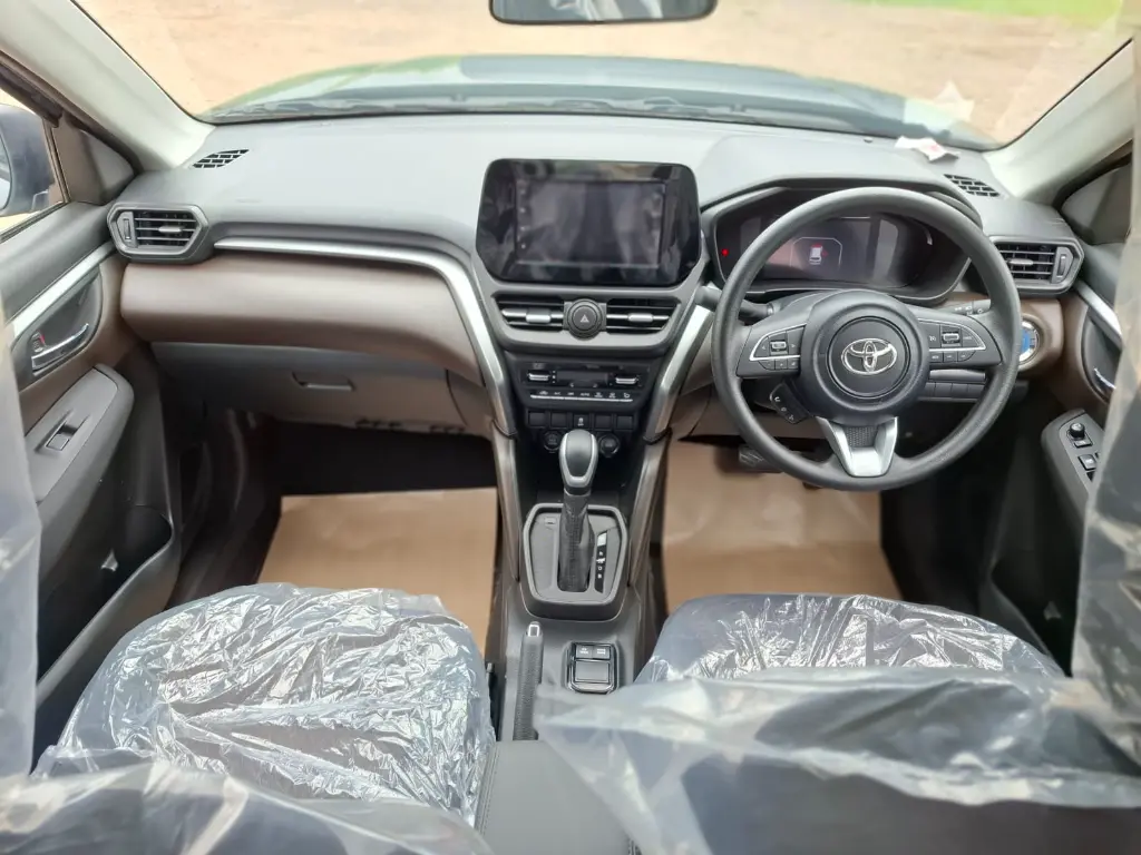 TOYOTA HYRYDER thumbnail 3