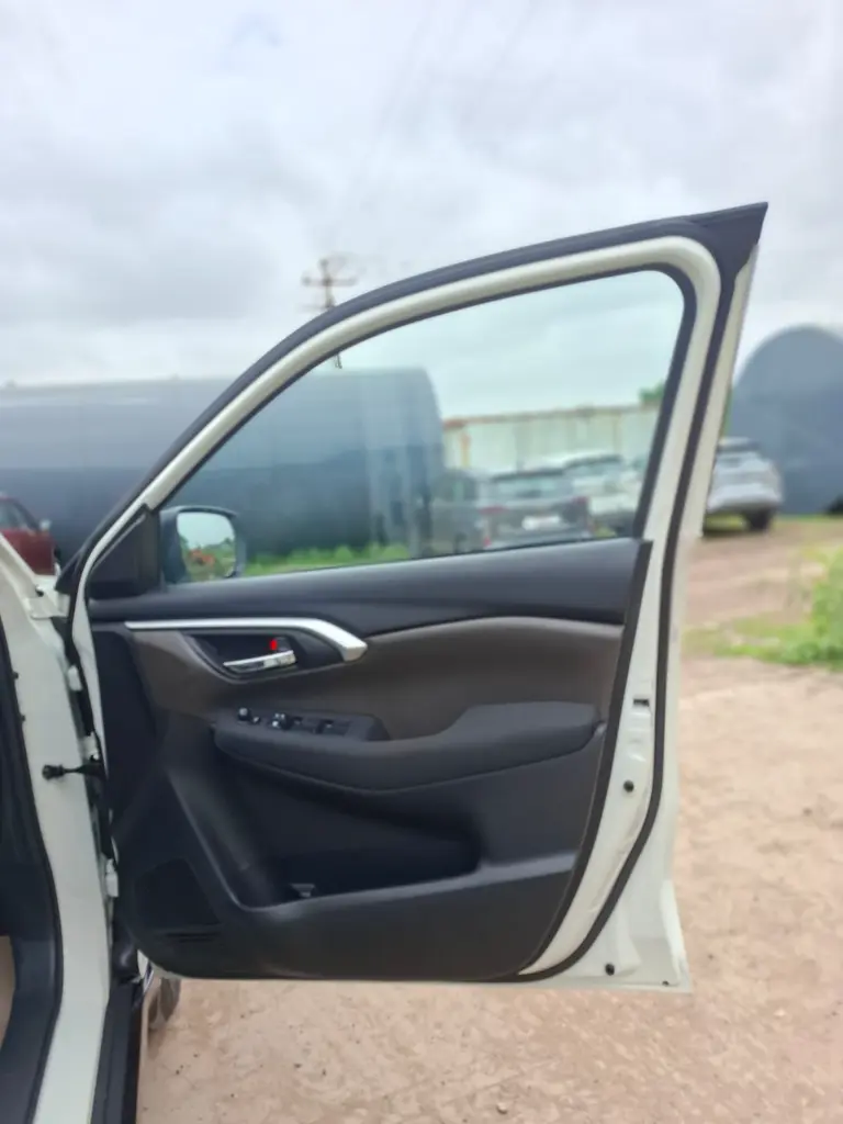TOYOTA HYRYDER thumbnail 7