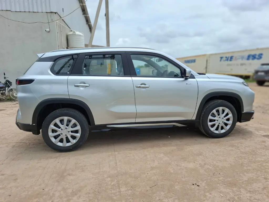 TOYOTA HYRYDER thumbnail 3