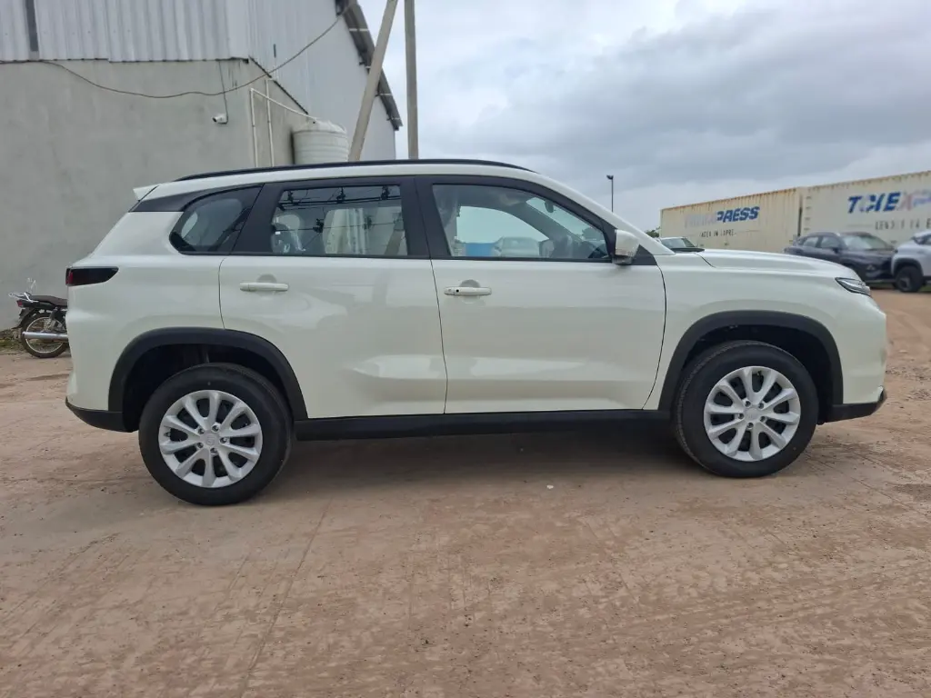 TOYOTA HYRYDER thumbnail 4