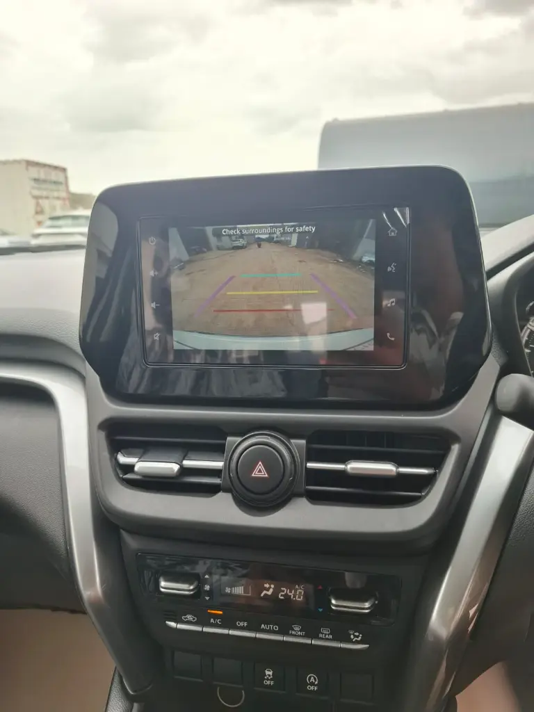 TOYOTA HYRYDER thumbnail 8