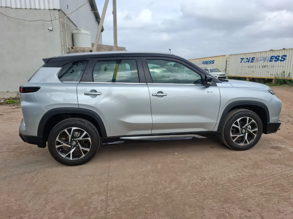 TOYOTA HYRYDER thumbnail 4