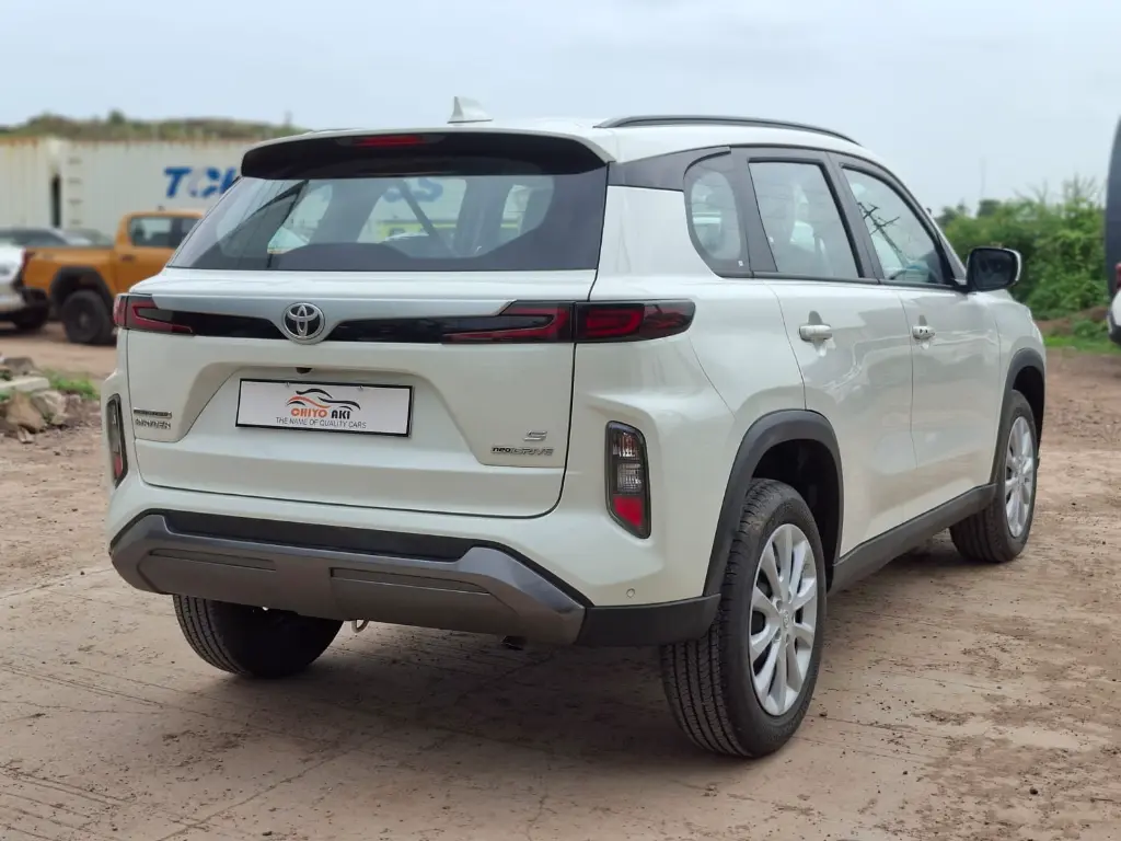 TOYOTA HYRYDER thumbnail 4