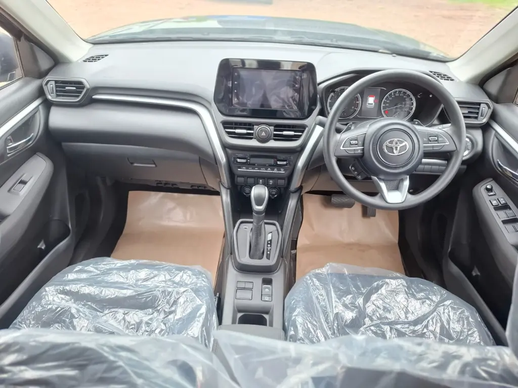 TOYOTA HYRYDER thumbnail 3