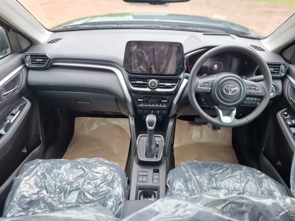 TOYOTA HYRYDER thumbnail 3