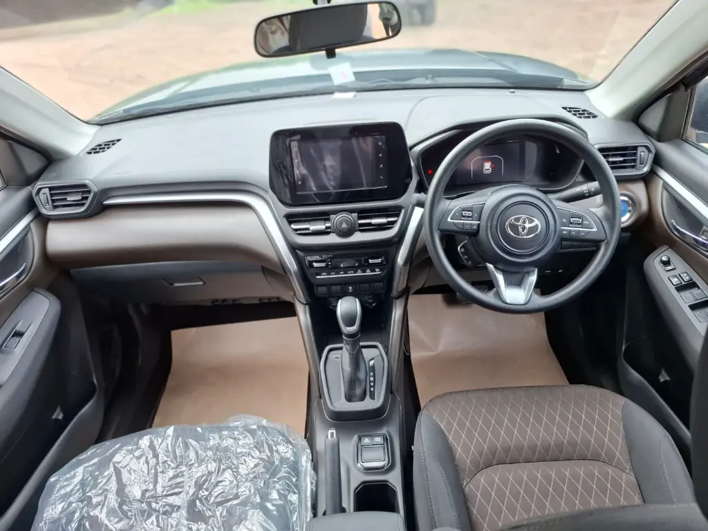 TOYOTA HYRYDER thumbnail 3