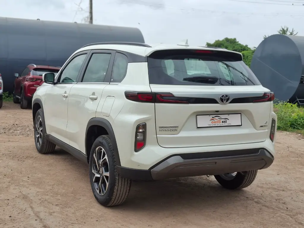 TOYOTA HYRYDER thumbnail 4