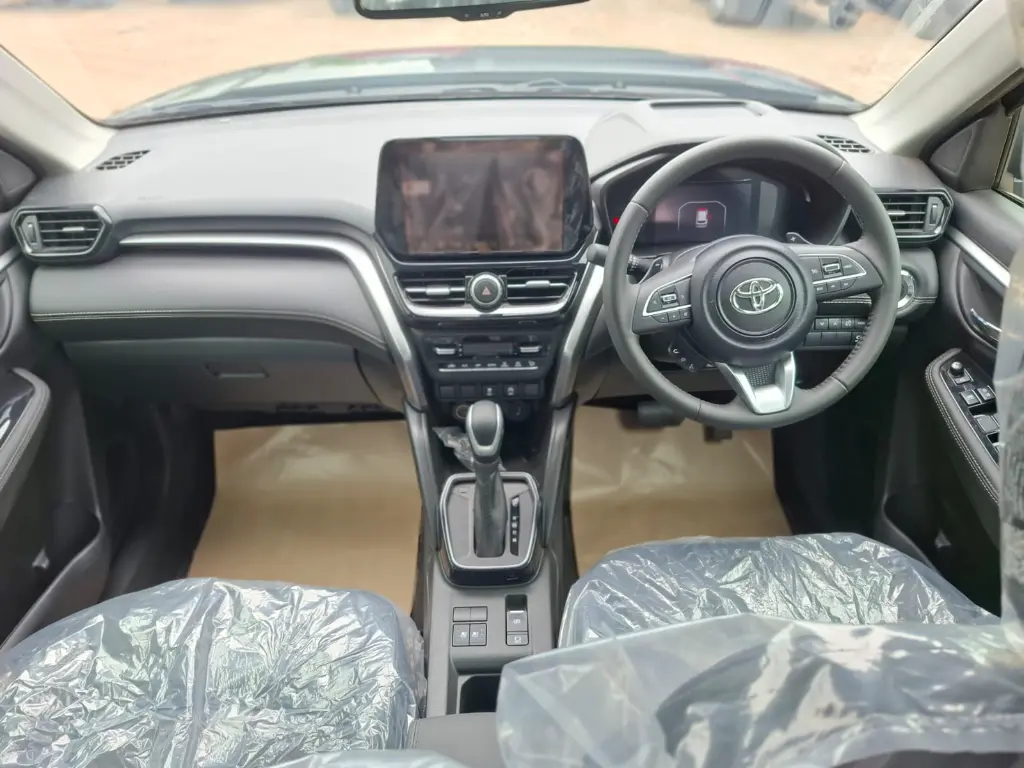 TOYOTA HYRYDER thumbnail 3