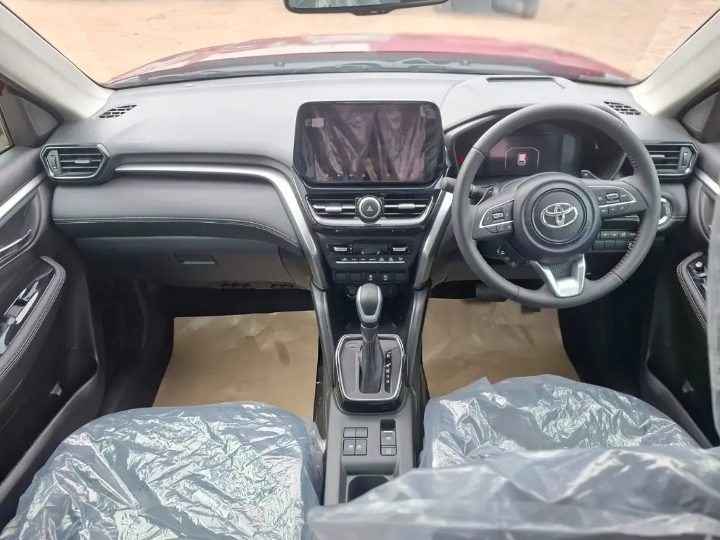 TOYOTA HYRYDER thumbnail 2