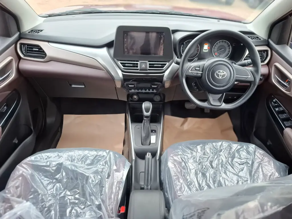 TOYOTA TAISOR thumbnail 3