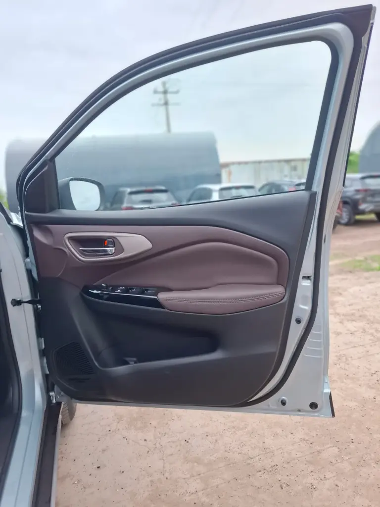 TOYOTA TAISOR thumbnail 7