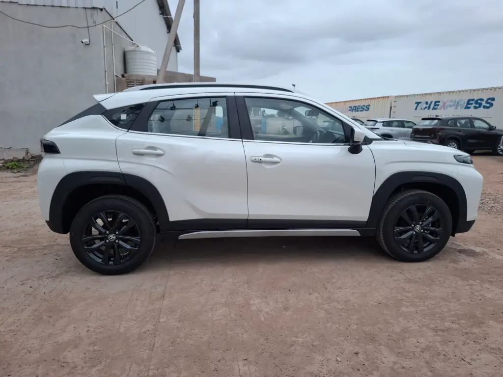 TOYOTA TAISOR thumbnail 3