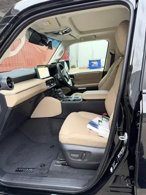 TOYOTA LAND CRUISER PRADO KAKADU thumbnail 6
