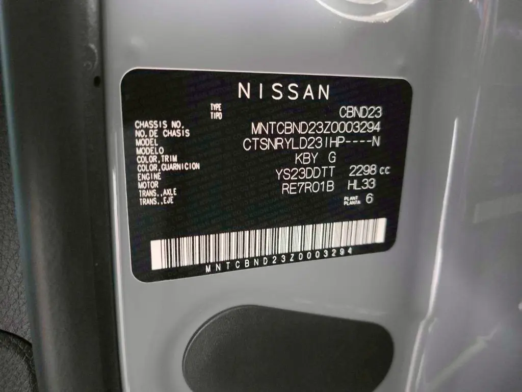 NISSAN NAVARA thumbnail 2