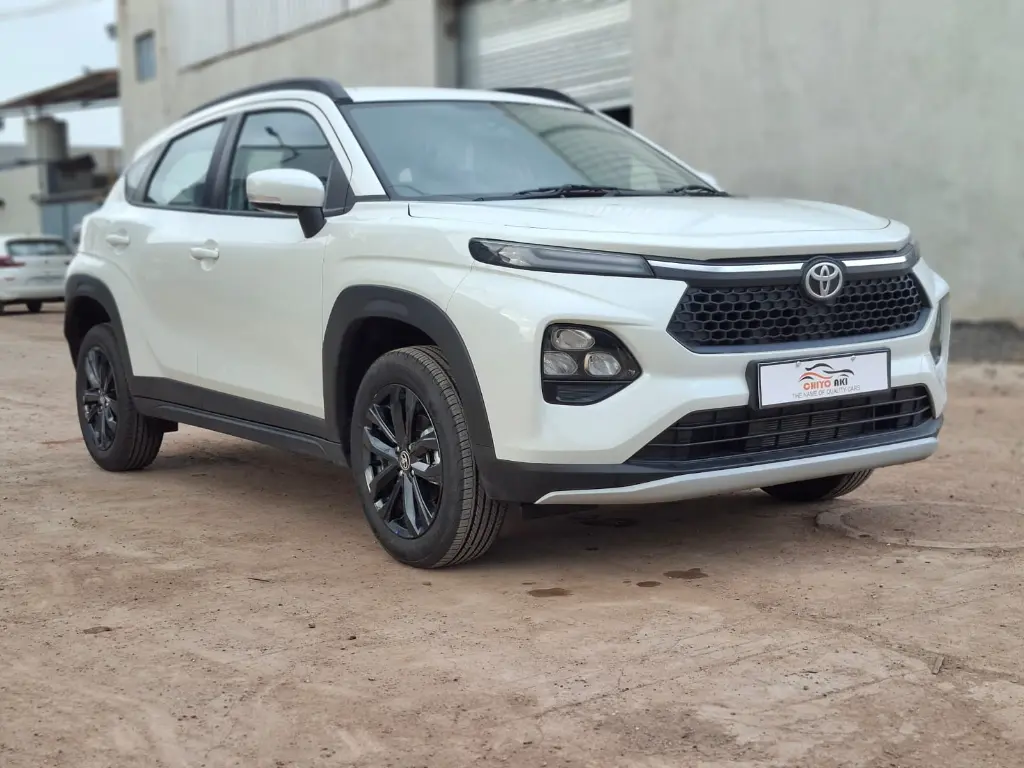 TOYOTA TAISOR thumbnail 2