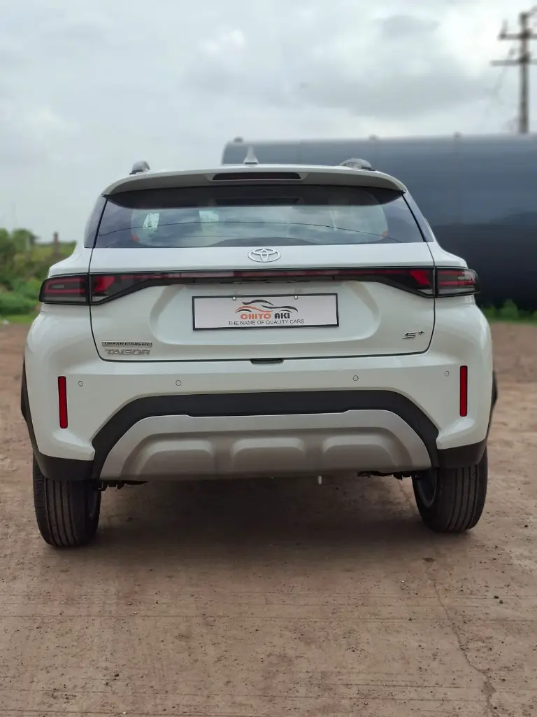 TOYOTA TAISOR thumbnail 3