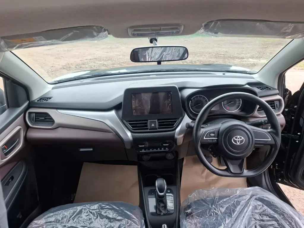 TOYOTA TAISOR thumbnail 3