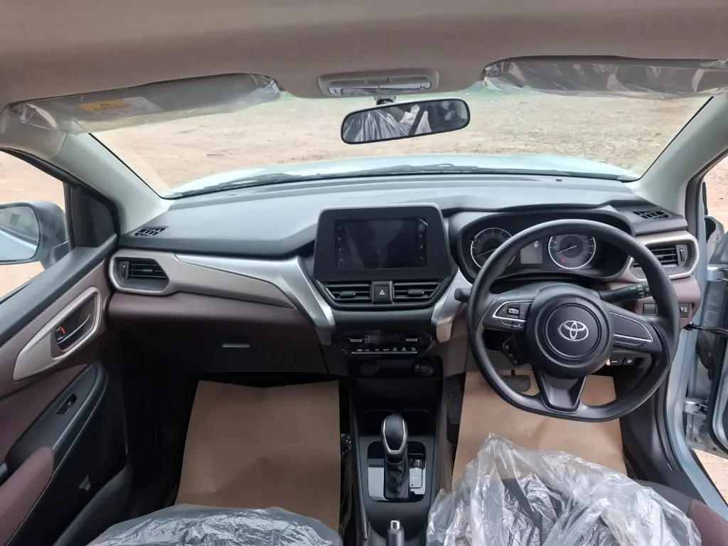 TOYOTA TAISOR thumbnail 5
