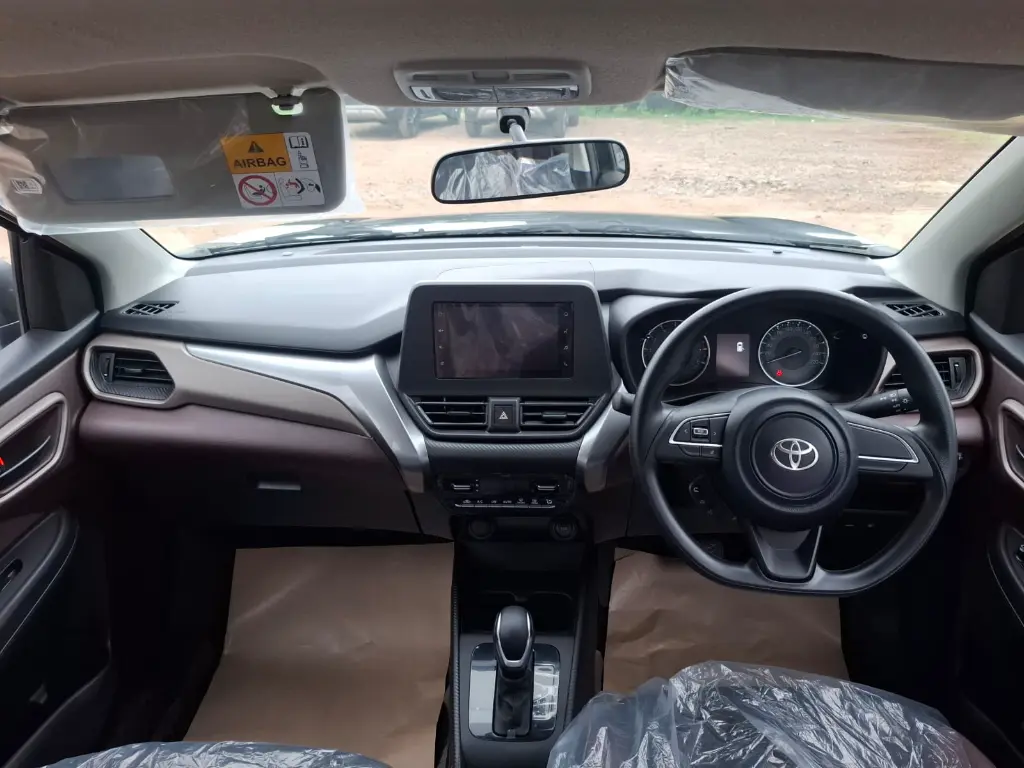 TOYOTA TAISOR thumbnail 5