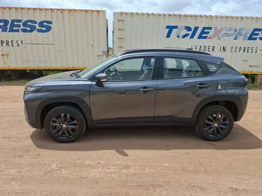 TOYOTA TAISOR thumbnail 2