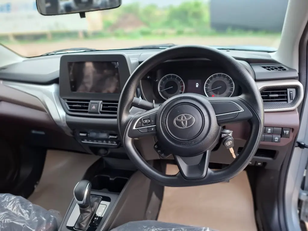 TOYOTA TAISOR thumbnail 3