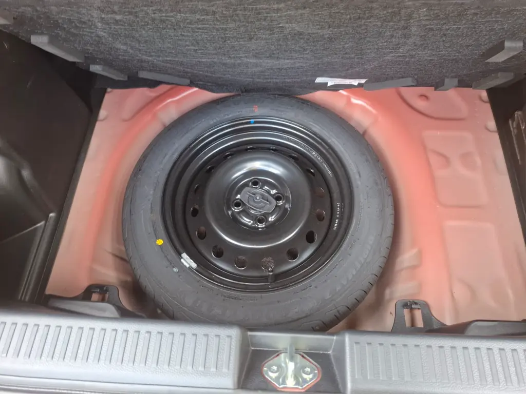 TOYOTA TAISOR thumbnail 7