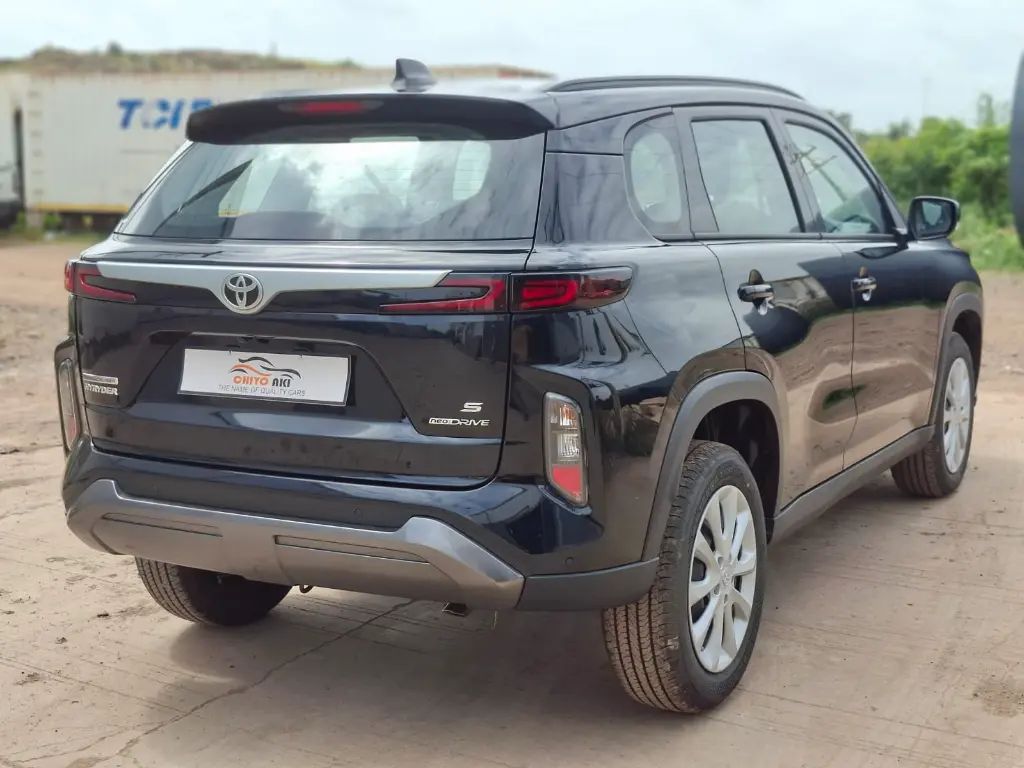 TOYOTA HYRYDER thumbnail 4