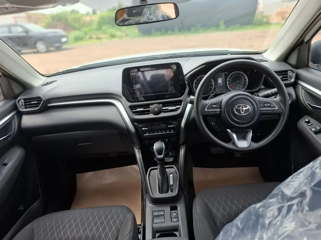 TOYOTA HYRYDER thumbnail 5