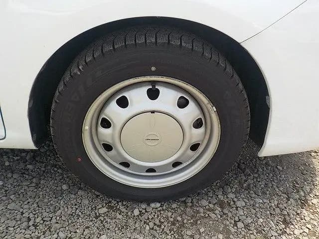 TOYOTA COROLLA AXIO thumbnail 13