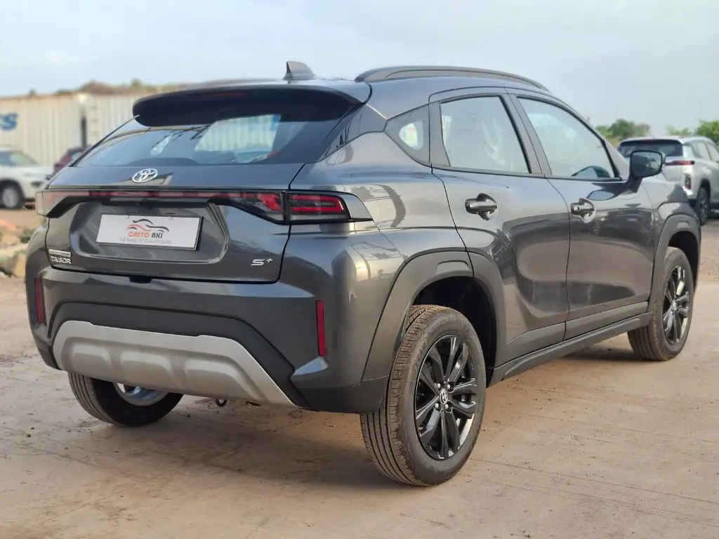 TOYOTA TAISOR thumbnail 2