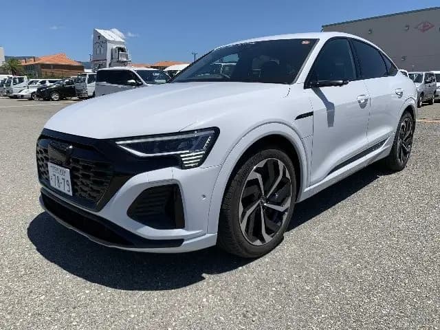 AUDI Q8 SPORTBACK E-TRON thumbnail 2
