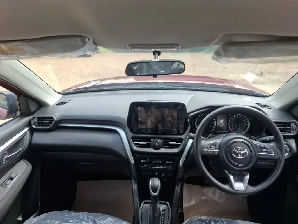 TOYOTA HYRYDER thumbnail 2