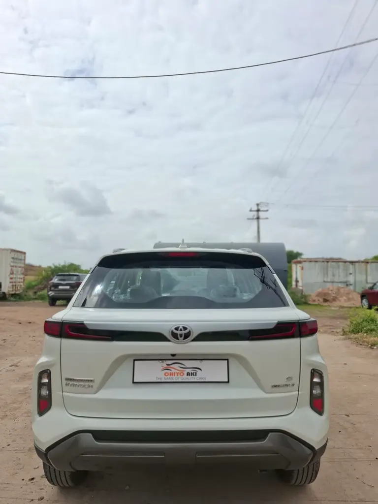 TOYOTA HYRYDER thumbnail 2