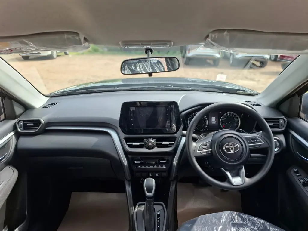 TOYOTA HYRYDER thumbnail 9