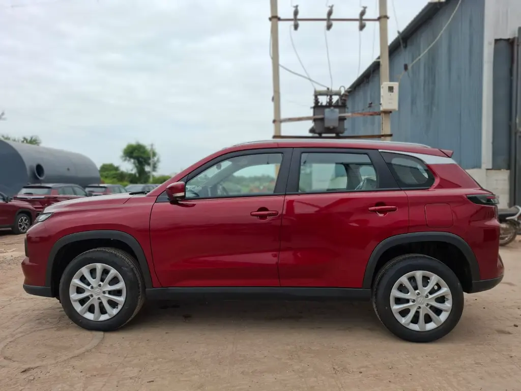 SUZUKI GRAND VITARA thumbnail 3