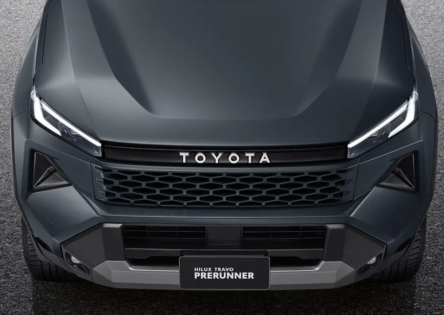 TOYOTA HILUX thumbnail 3