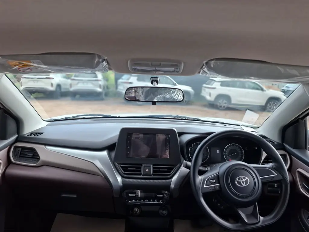 TOYOTA TAISOR thumbnail 3