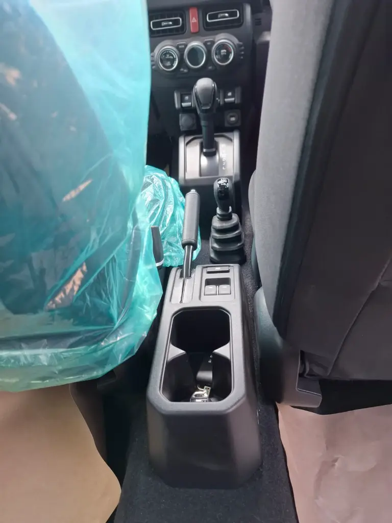SUZUKI JIMNY thumbnail 4